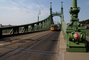 21 Budapest - Szabadsag Hid